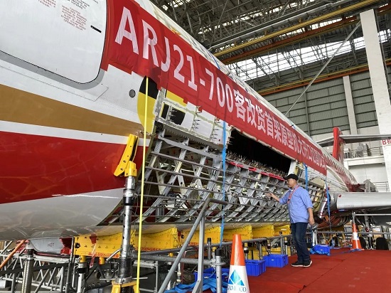 China’s YTO Cargo Airlines To Be First Operator Of ARJ21 Freighters